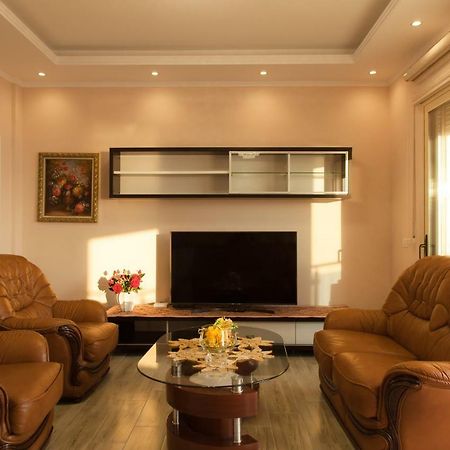 Adriatic Seaview Apartment ドゥラス エクステリア 写真