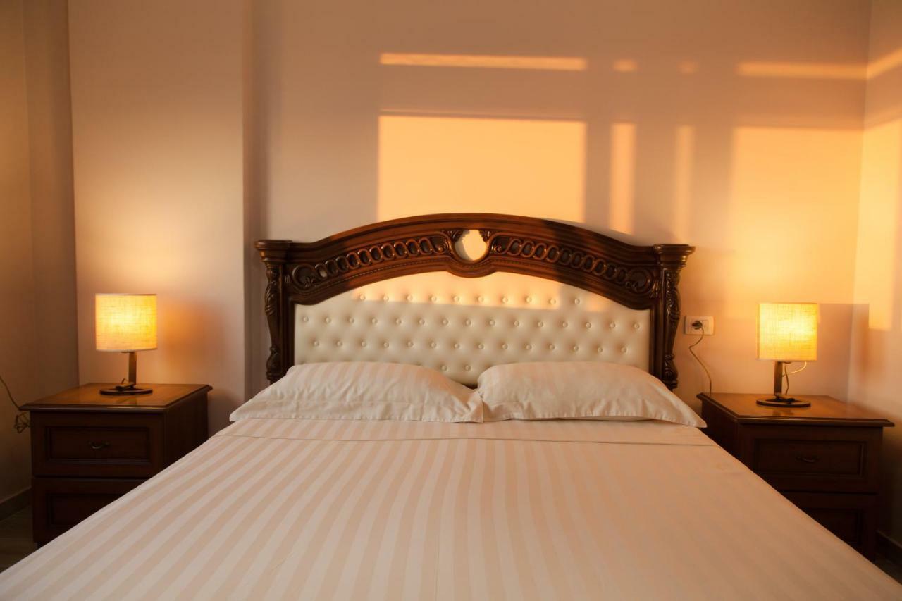 Adriatic Seaview Apartment ドゥラス エクステリア 写真