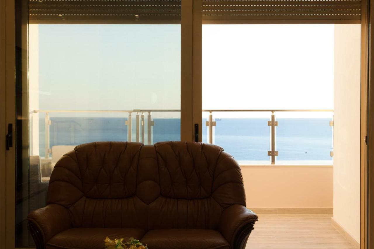Adriatic Seaview Apartment ドゥラス エクステリア 写真