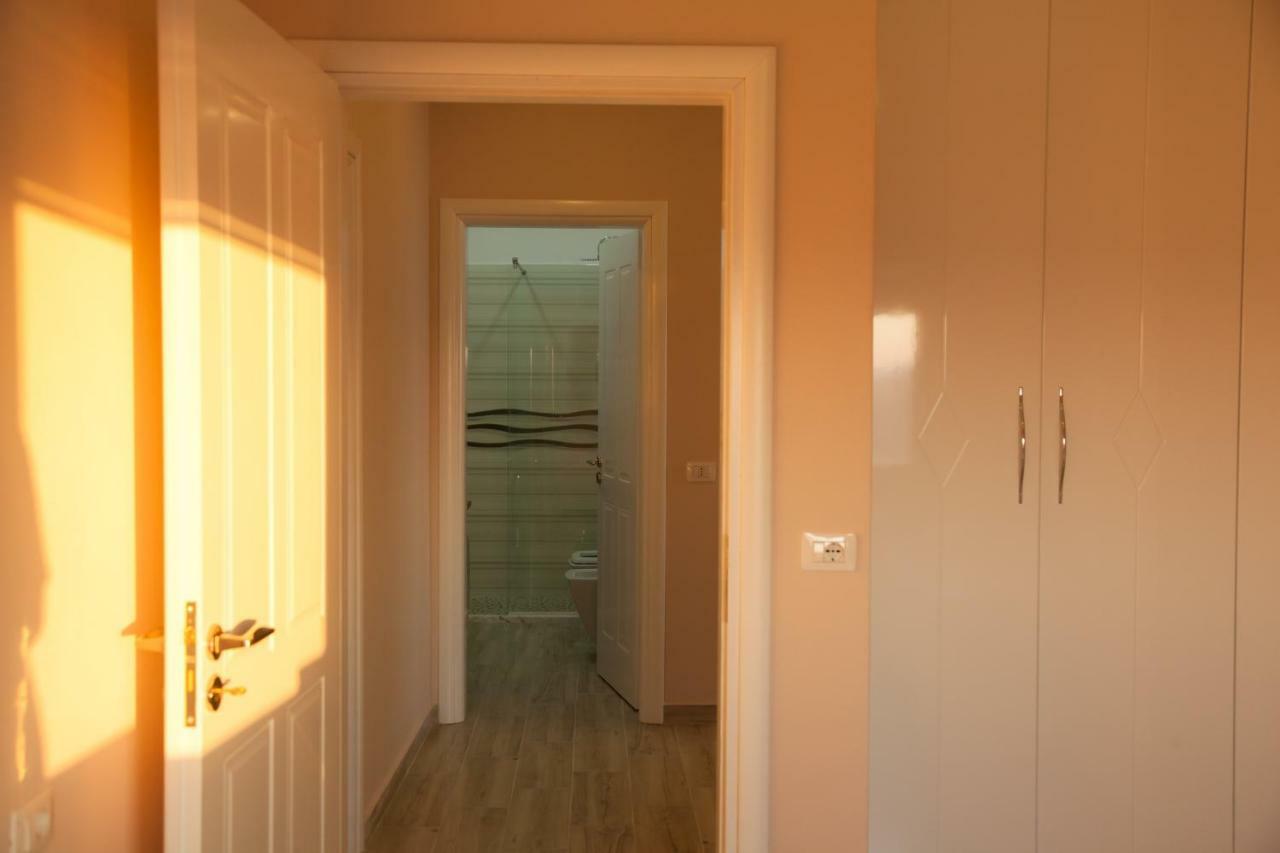 Adriatic Seaview Apartment ドゥラス エクステリア 写真